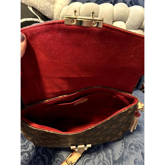 Discontinued Louis Vuitton Logo Croisette Damier Ebene in Near Mint Condition - Picture 3 of 13